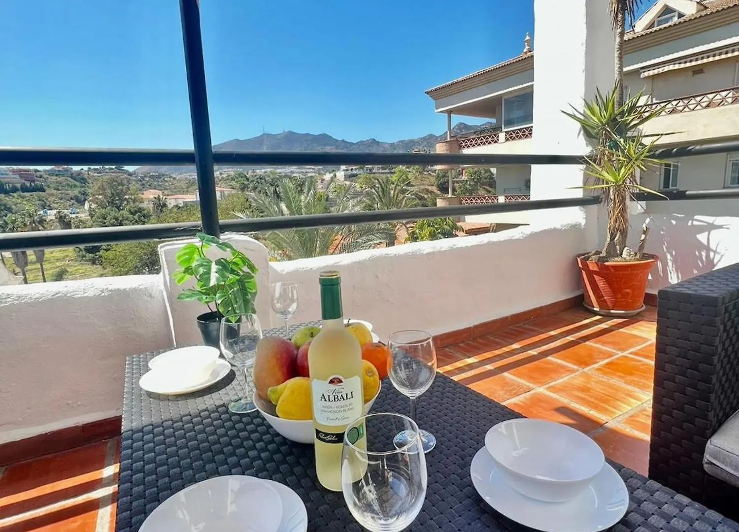 Pueblo Evita One Bedroom Large Terrace And Bbq Benalmadena Apartment